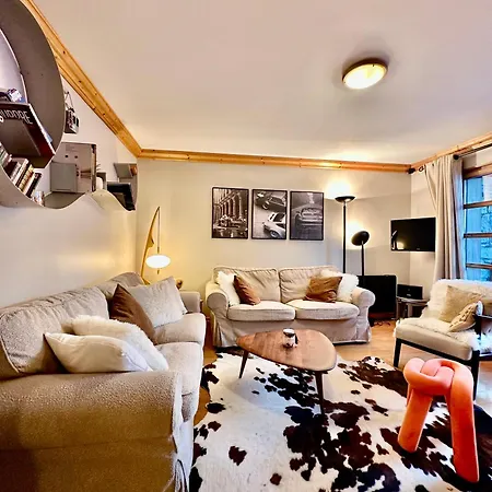 New! Charming 2-bedroom Close To Lifts Courchevel