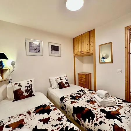 New! Charming 2-bedroom Close To Lifts * Courchevel